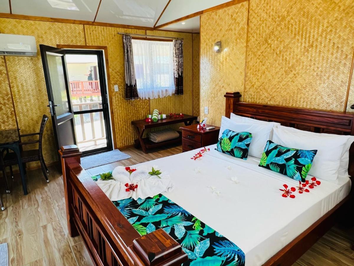 Rinos Beach Bungalow 호텔 Amuri 외부 사진